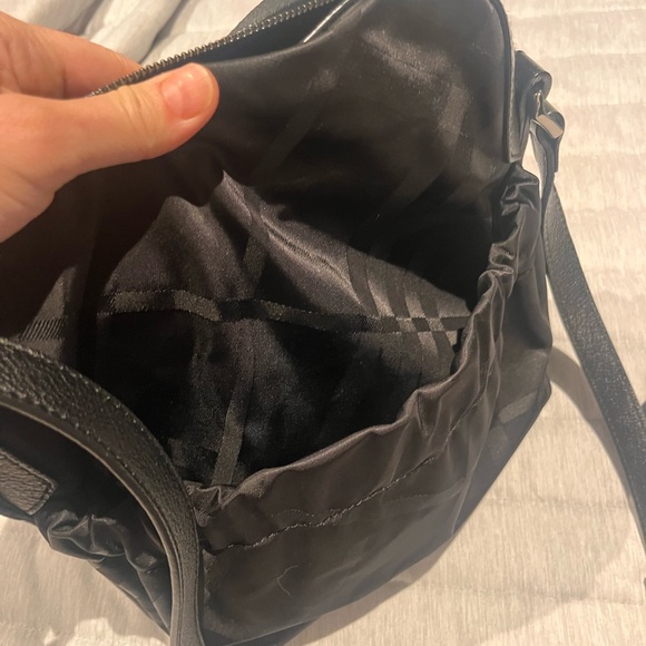 Burberry Nylon Crossbody with adjustable strap - Picture 8 of 9